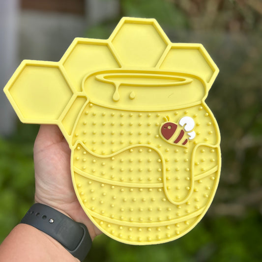 HONEY POT & BEE SILICONE LICK MAT WITH SUCTION CUPS