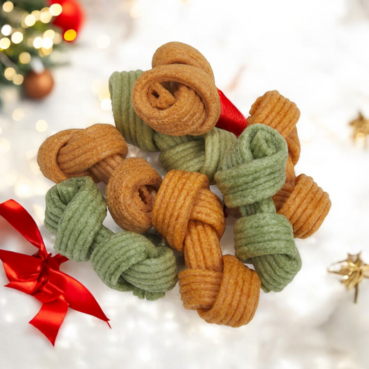 CHRISTMAS DINNER SMALL KNOTTED BONE DOG TREATS 5 PACK