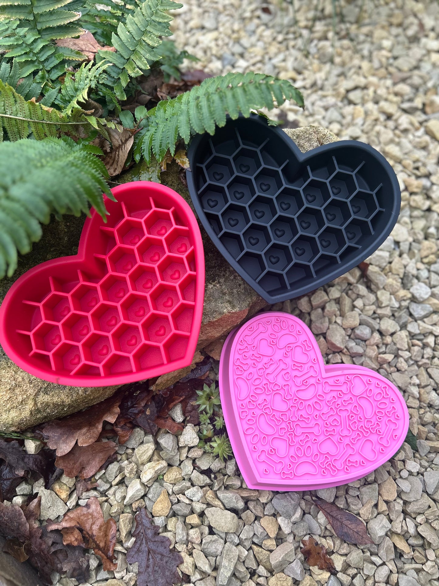 HEART HONEYCOMB BOWL / LICKMAT SLOW FEEDER