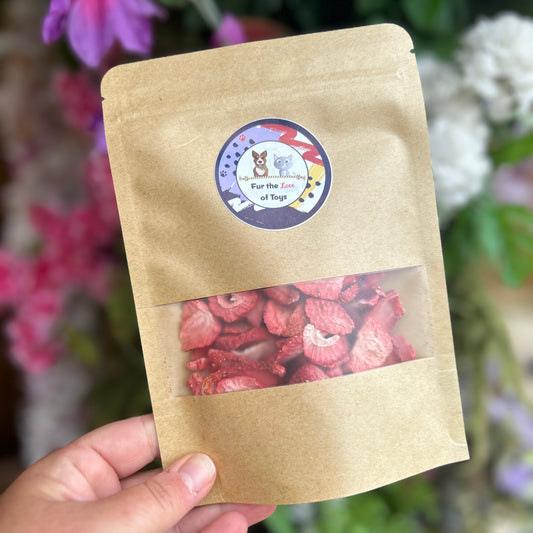 FREEZE DRIED ORGANIC STRAWBERRY SLICES 25G