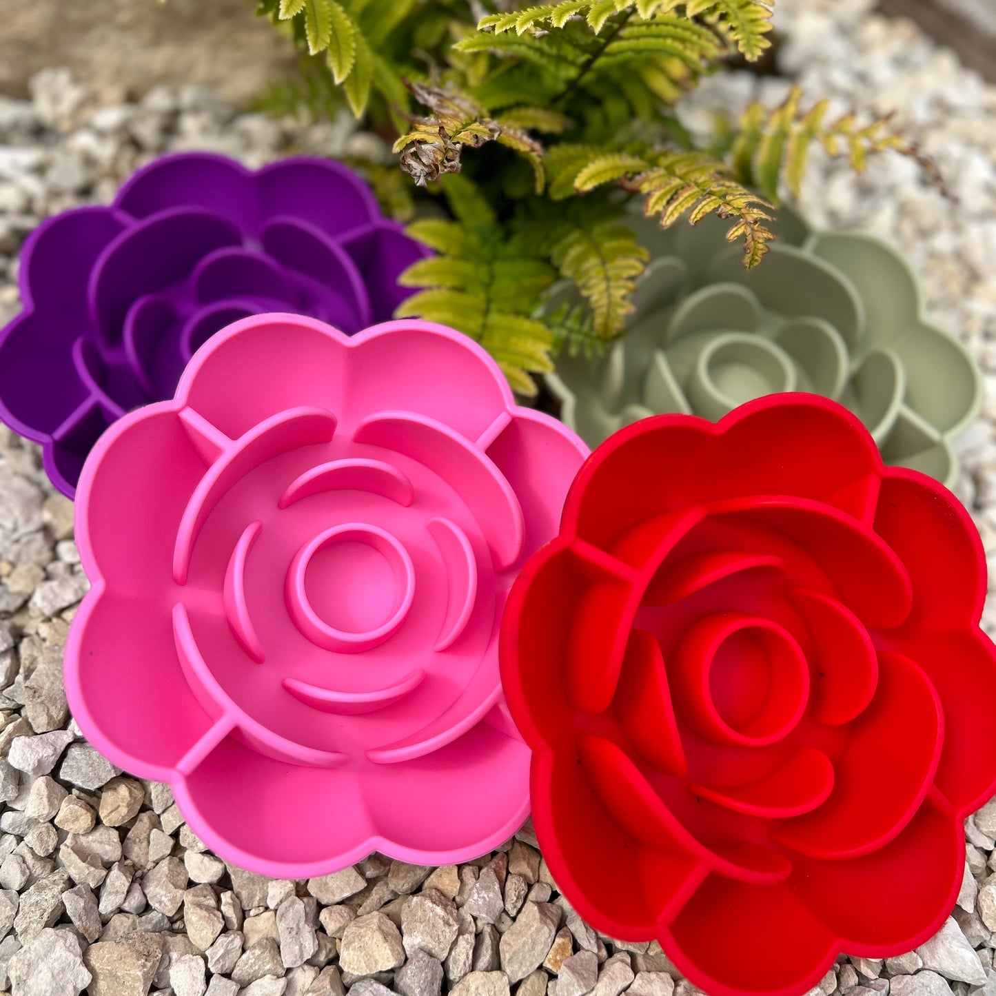 FLOWER SILICONE SLOW FEEDER BOWL